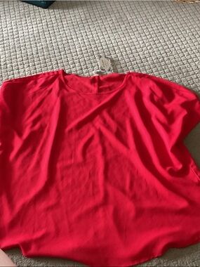 Zenana Outfitters Bright Red Short Sleeve Blouse
